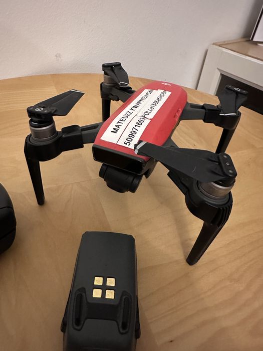 DJI Spark dron 2xbateria, nóżki, etui, aparatura.