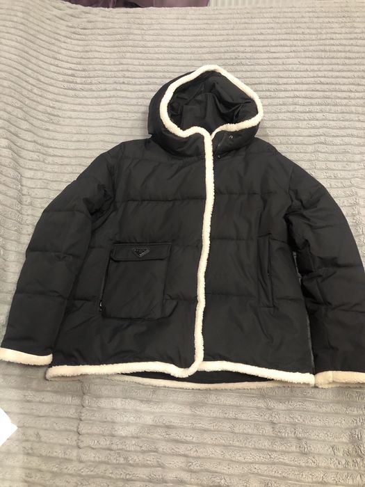 Куртка зимова дуже комфортна