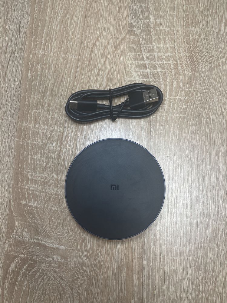 Бездротовий зарядний пристрій Mi Wireless Charging Pad