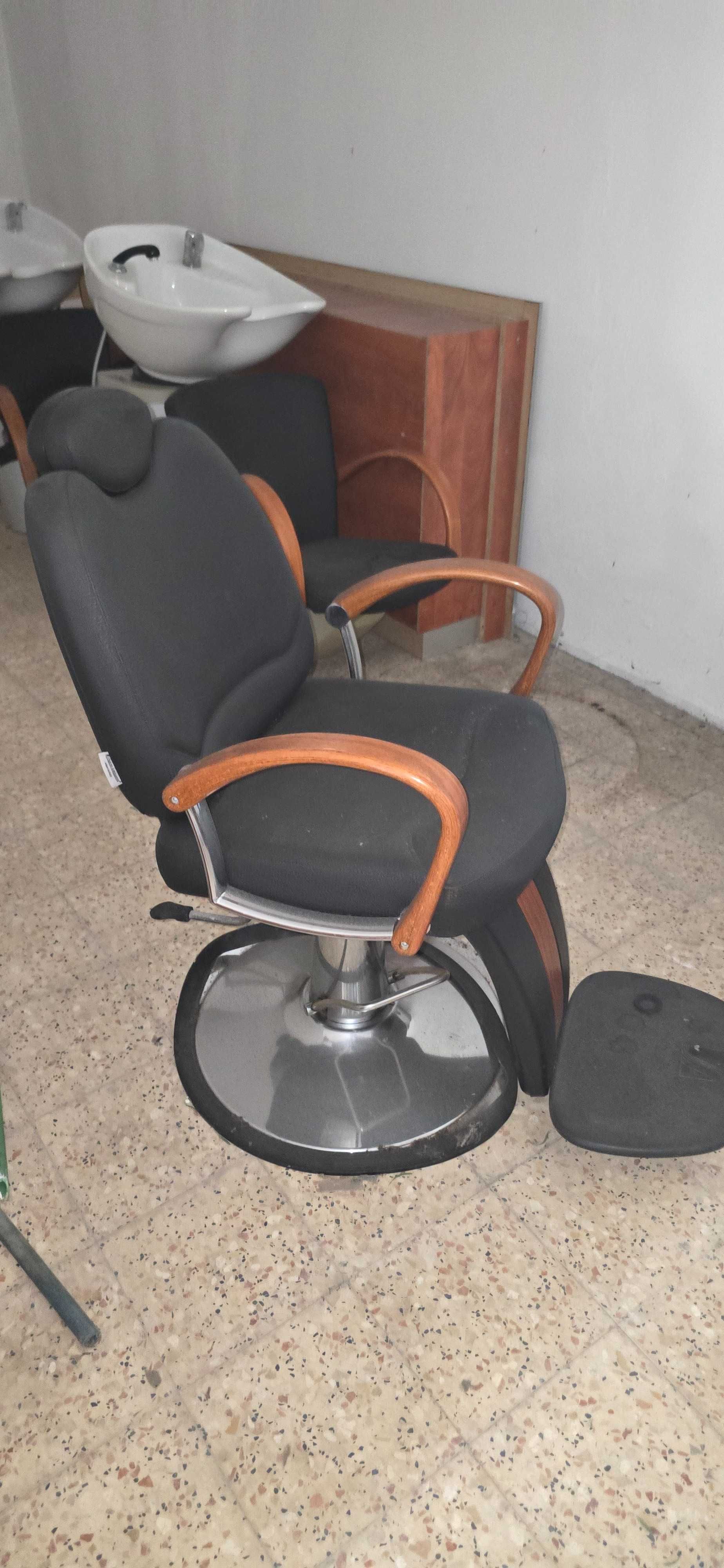 5 Cadeirs de corte cabelo