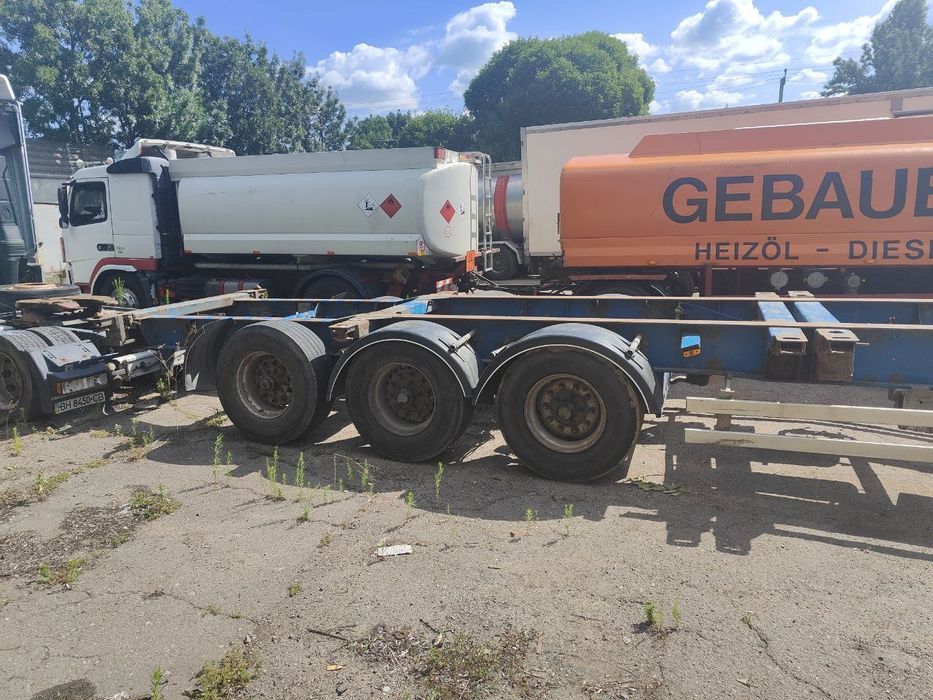 Продам полу прицеп контейнеровоз