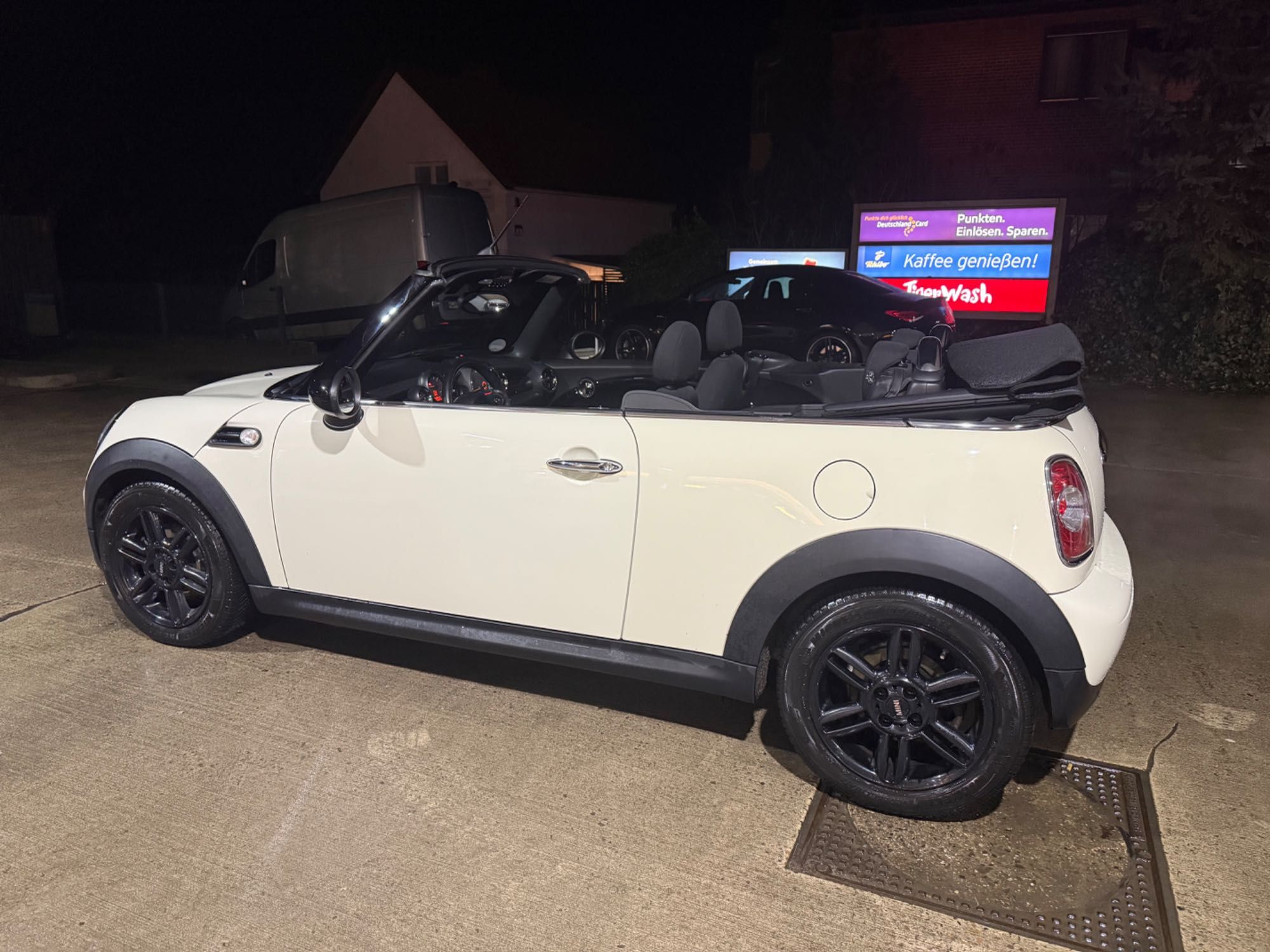 MINI Cooper Cabrio