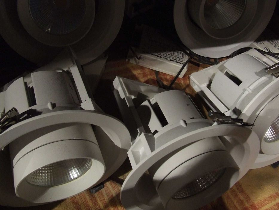 Ruchoma Oprawa Podtynkowa LED 16 sztuk