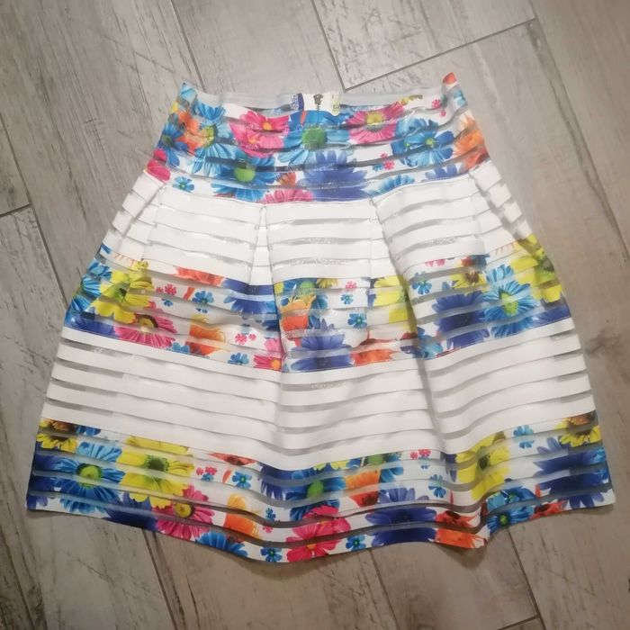 Spódnica rozmiar 140