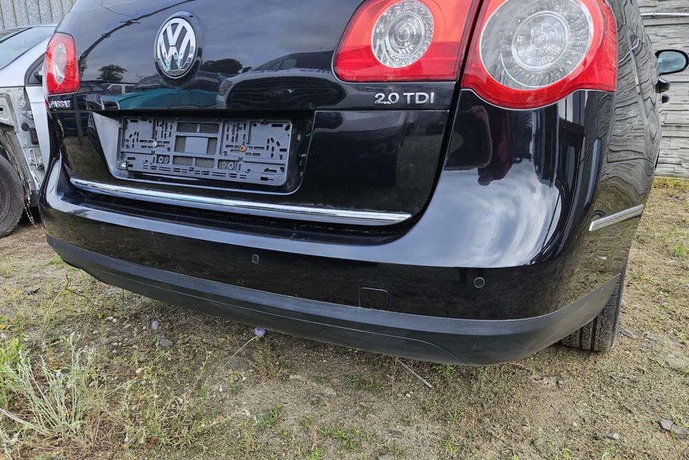 VW Passat B6 Kombi Zderzak Tył PDC LC9X