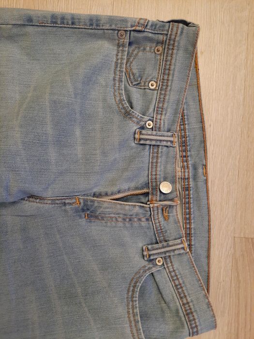 Damskie spodnie jeansy Levis  32×32