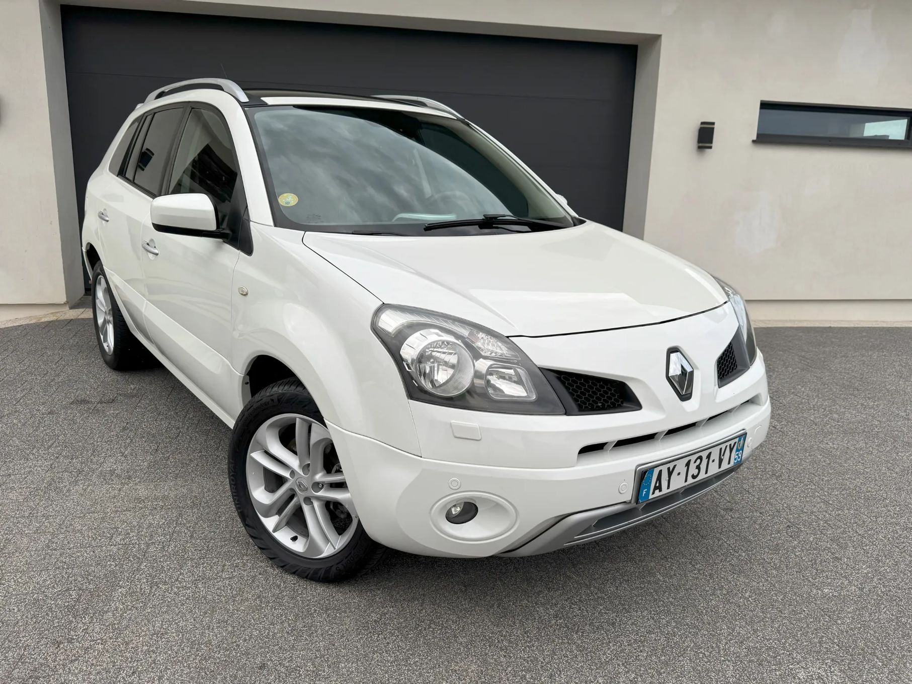 Renault Koleos KOLEOS 4x4 - Bose Edition -- FULL OPCJA -- Super stan -- Opłacony --