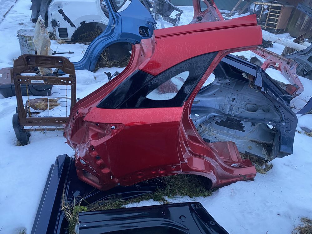 Четвертина четверть задня права мазда сх3 mazda cx3
