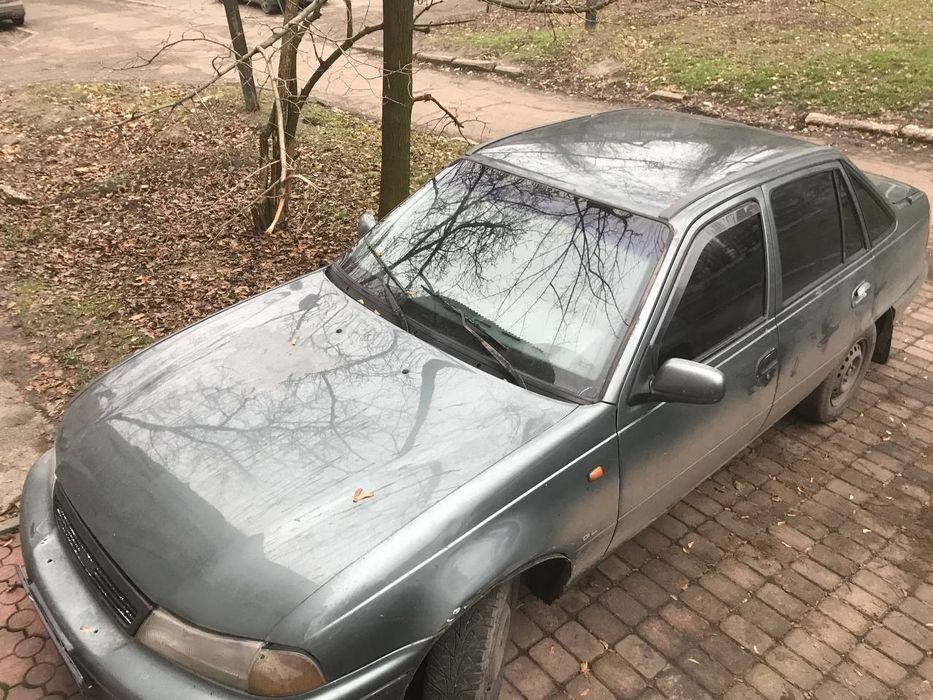 Продам Daewoo Nexia девяносто седьмого года у нормальном техническом