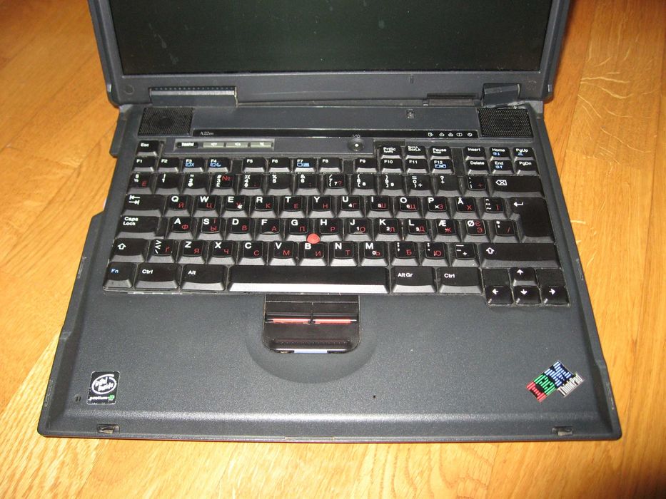 На запчасти ноутбук ThinkPad (Lenovo)