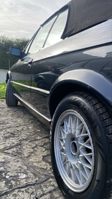 BMW 320i Cabriolet