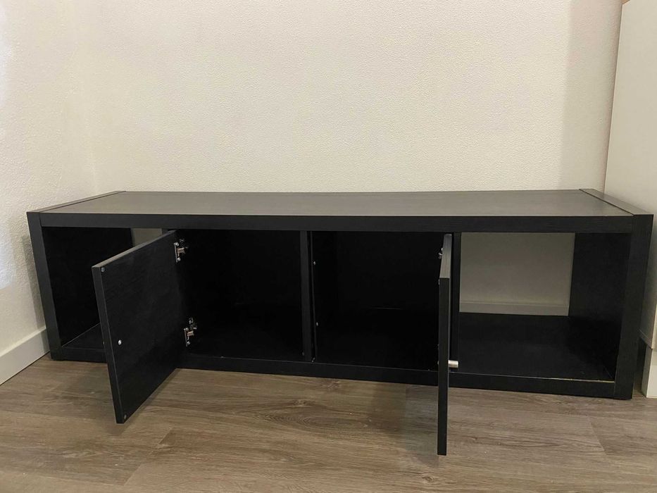 móvel de TV / móvel baixo com arrumação