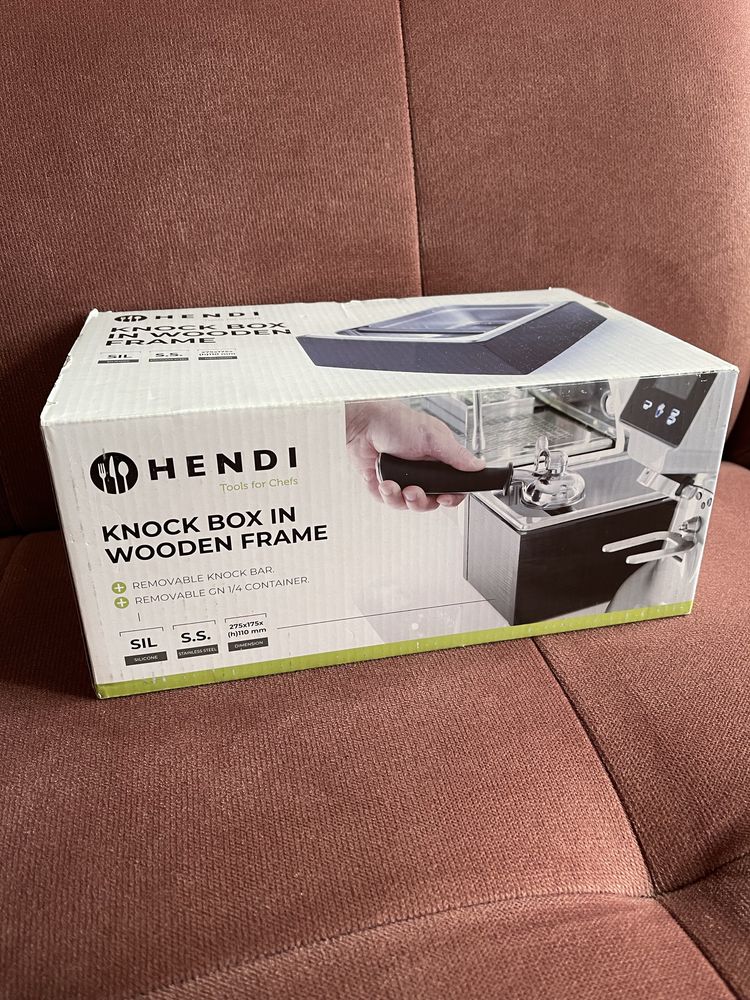 Odbijak do fusów Hendi GN 1/4