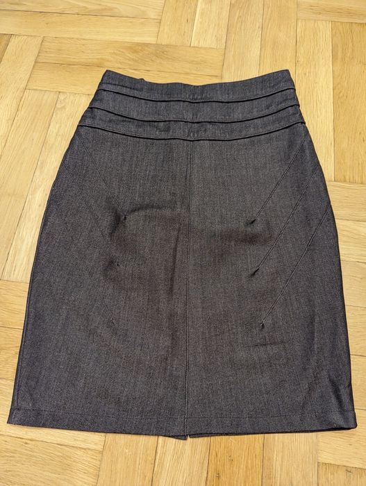 Spódnica w rozmiarze XS