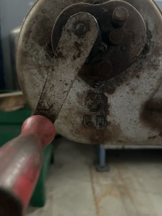 Forja manual para tempera