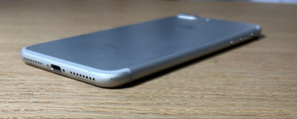iPhone 7plus 32GB SILVER