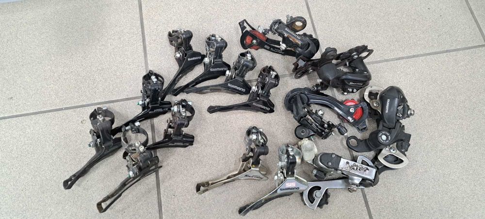 Przerzutki tył i przód shimano Cena za wszystko