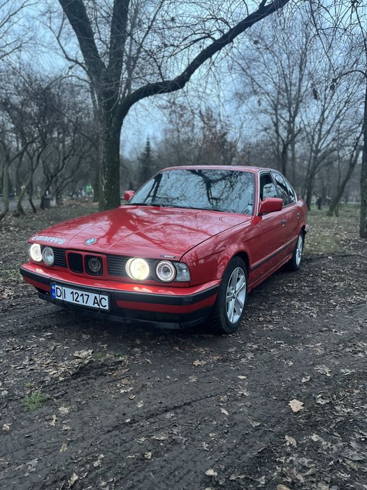 Продам БМВ Е34 5 series