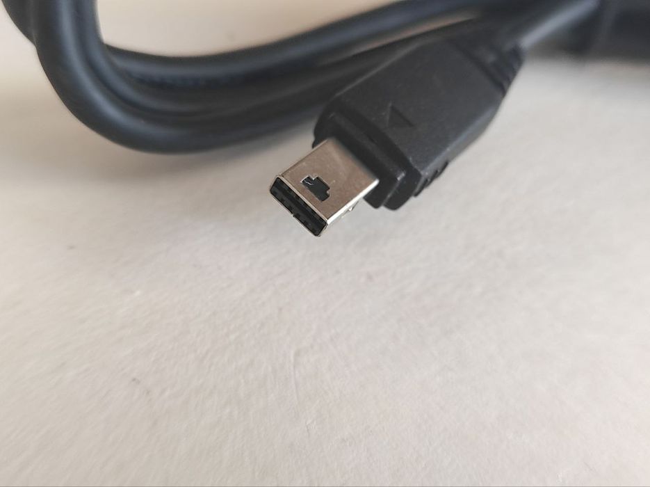 аудио-видео кабель и USB-кабель KF1 Nikon UC-E6