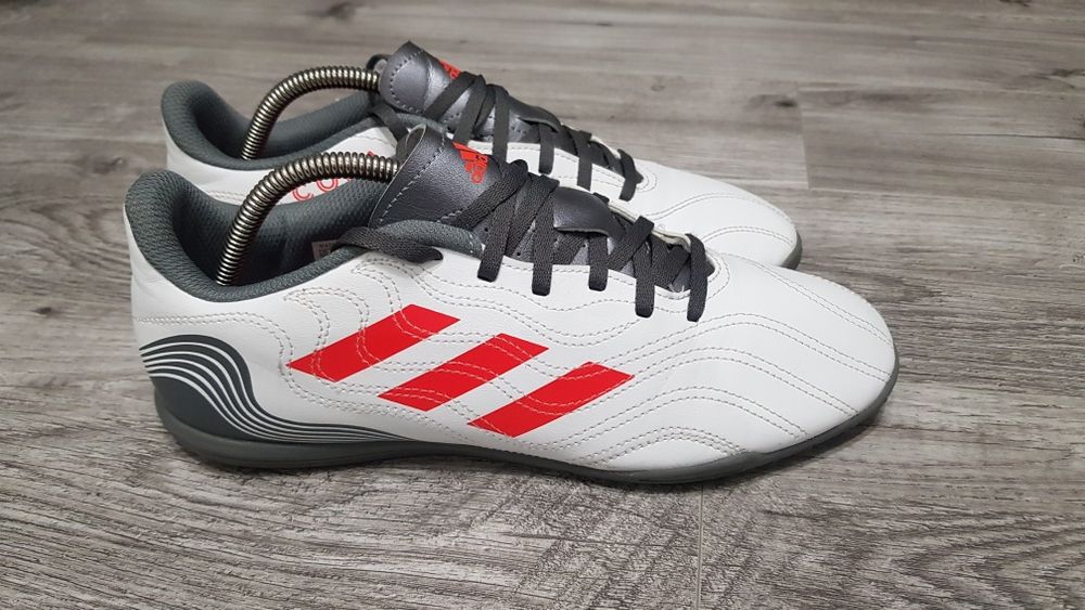 Продам фірмові футзалки бампи Adidas copa