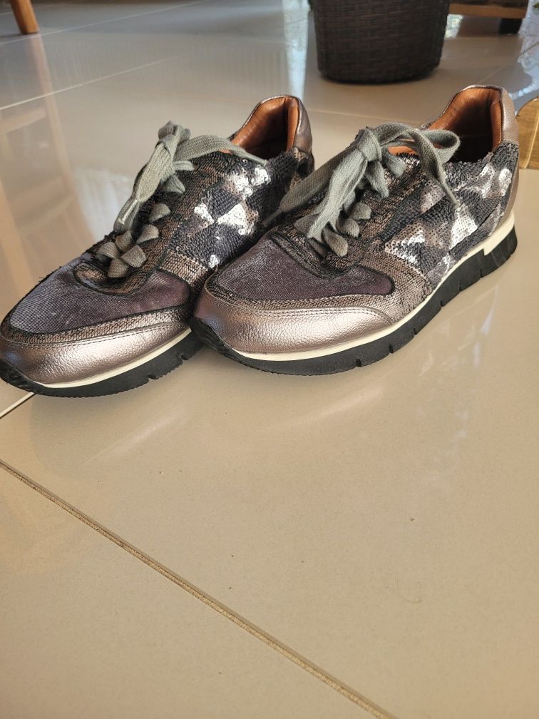 Adidasy damskie Vitto Rossi