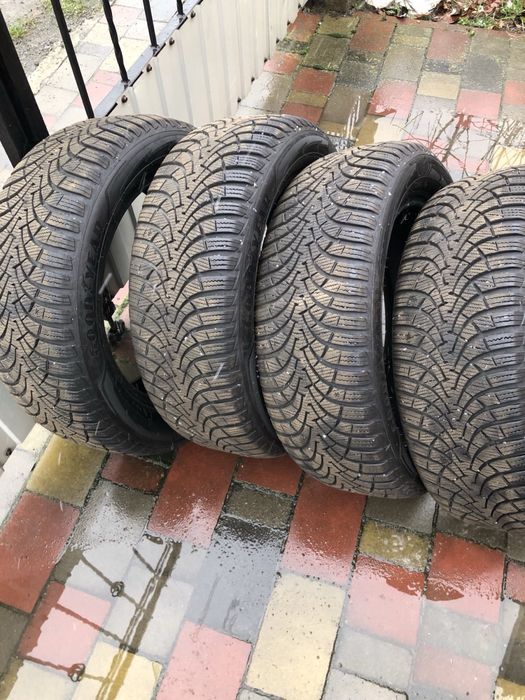 205/55 R16 goodyear зимові