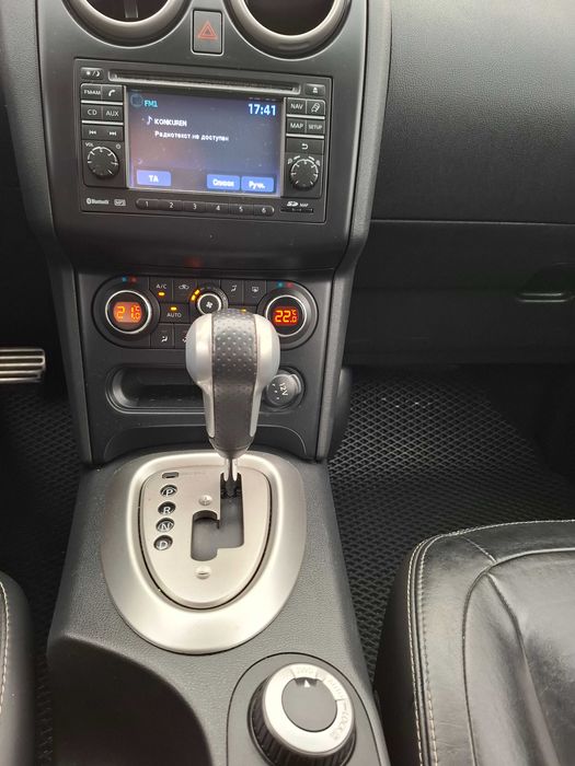 Nissan Qashqai 2011 рік, 2.0 дизель, автомат.