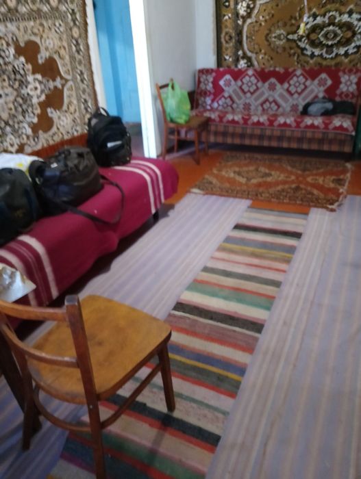 Продам затишну 1но кім. кв-ру в Гоголево,з земельною ділянкою