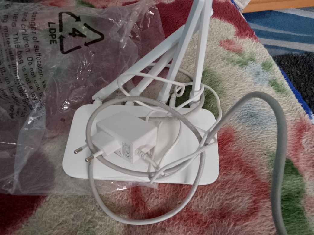 Wi-fi MI router 4A, роутер якісний.