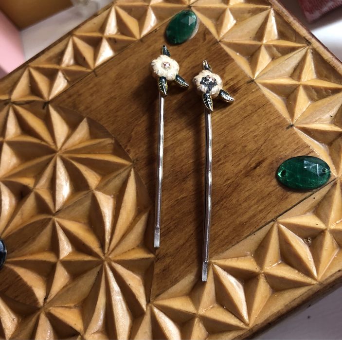 Заколки винтаж.