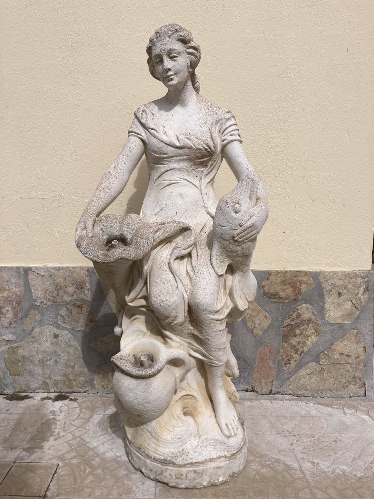 Estatua de jardim