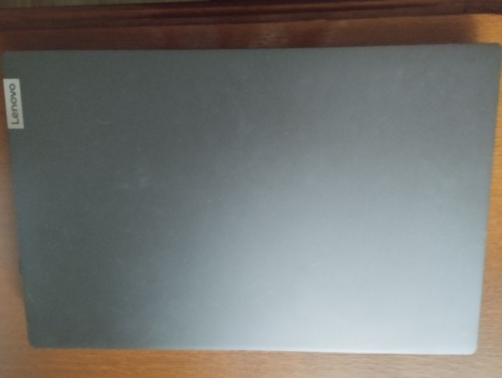 Lenovo ideapad 5