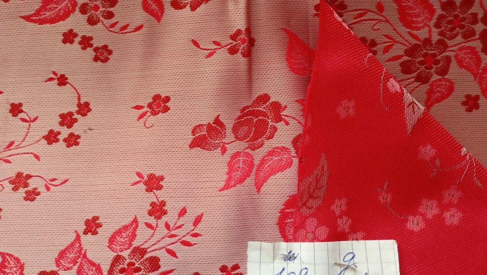 Тканина цупка. Штучний шовк. Відрізи. Плотный материал.