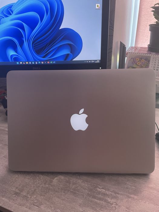 Продам Macbook Pro (Retina, 13-inch, Mid 2014)