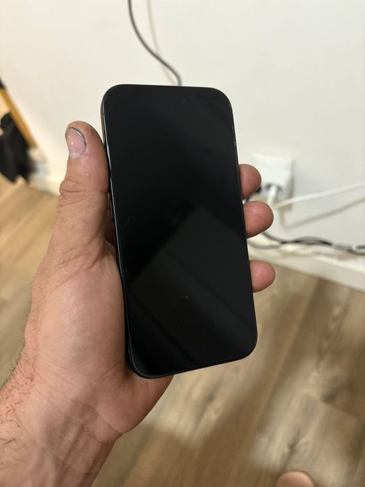 iPhone 16 black troco