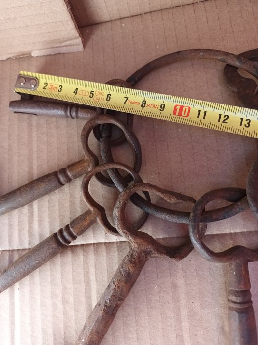 Chaves antigas valor inclui portes