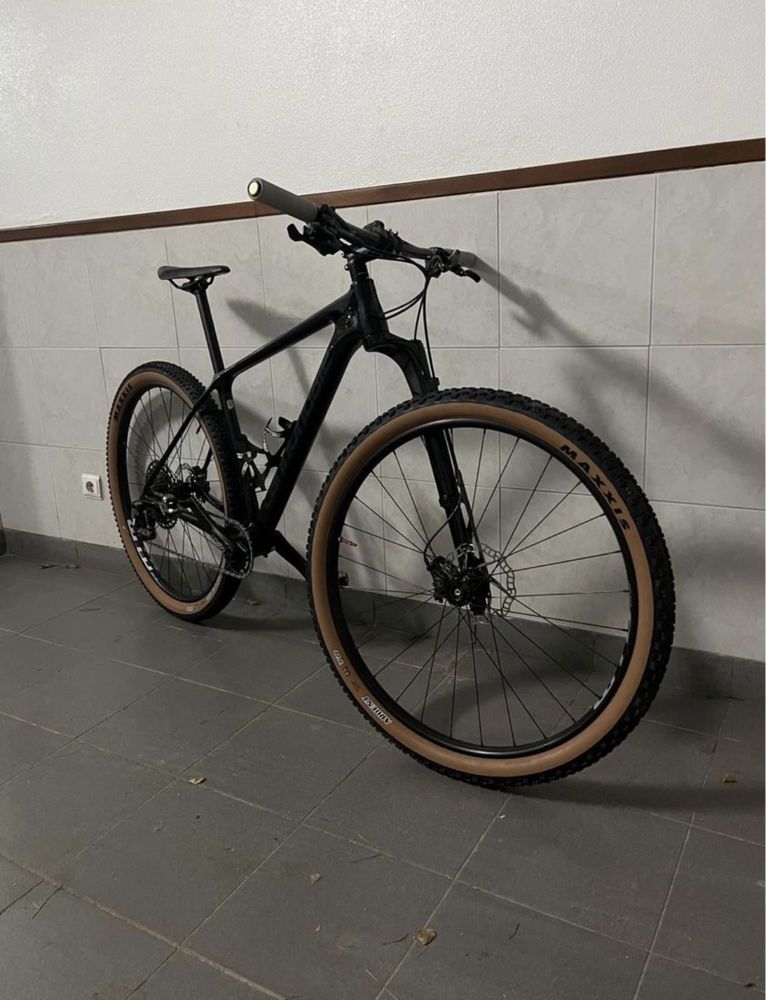 Bicicleta btt Cannodale lefty