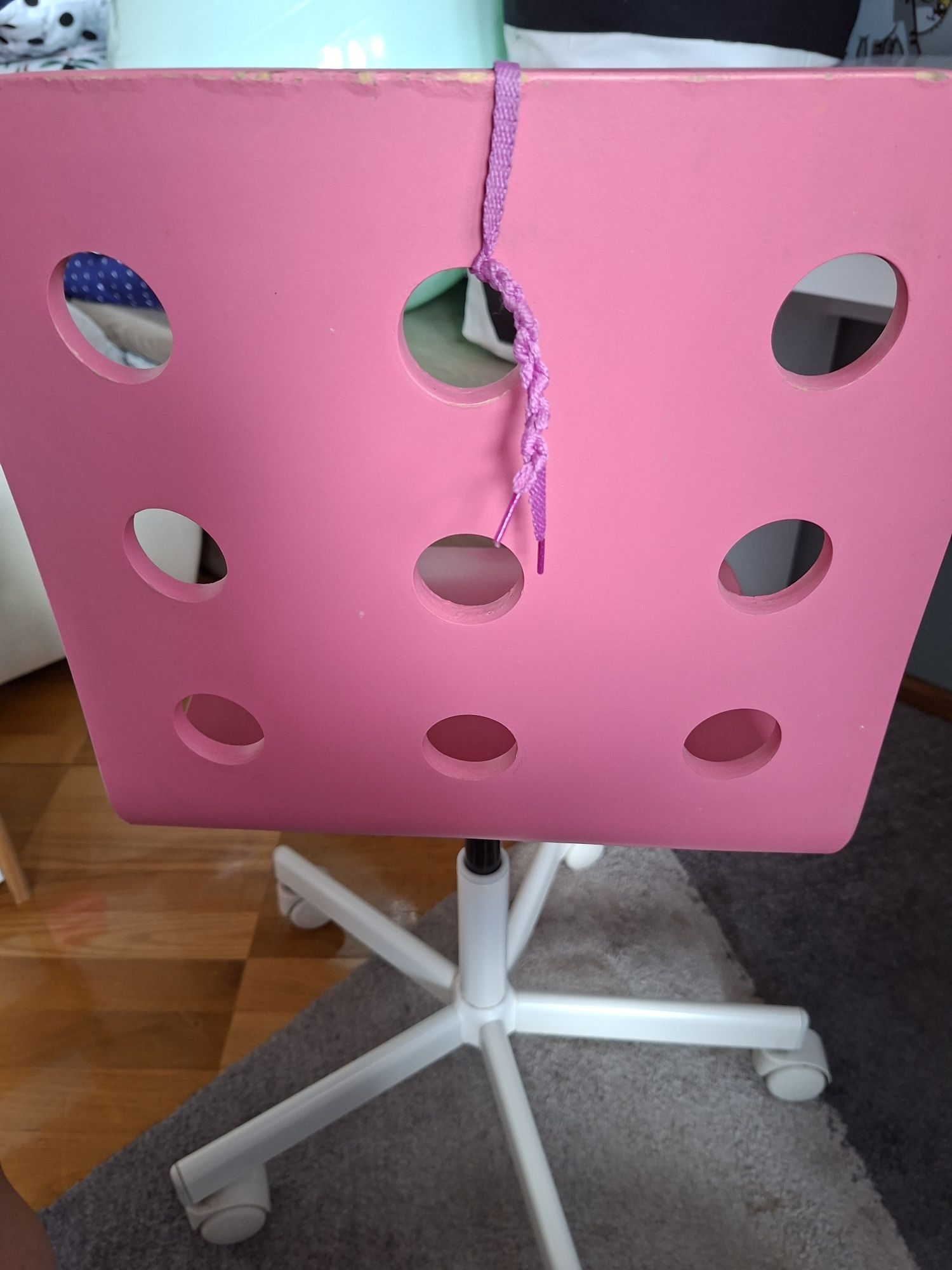 Biurko z krzesełkiem Ikea