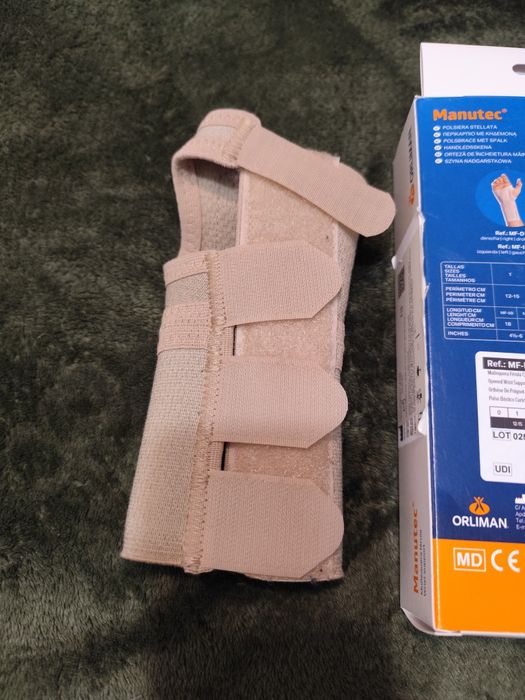 Ортез на запястя/кисть Orliman відкритий з шиною MF D 50