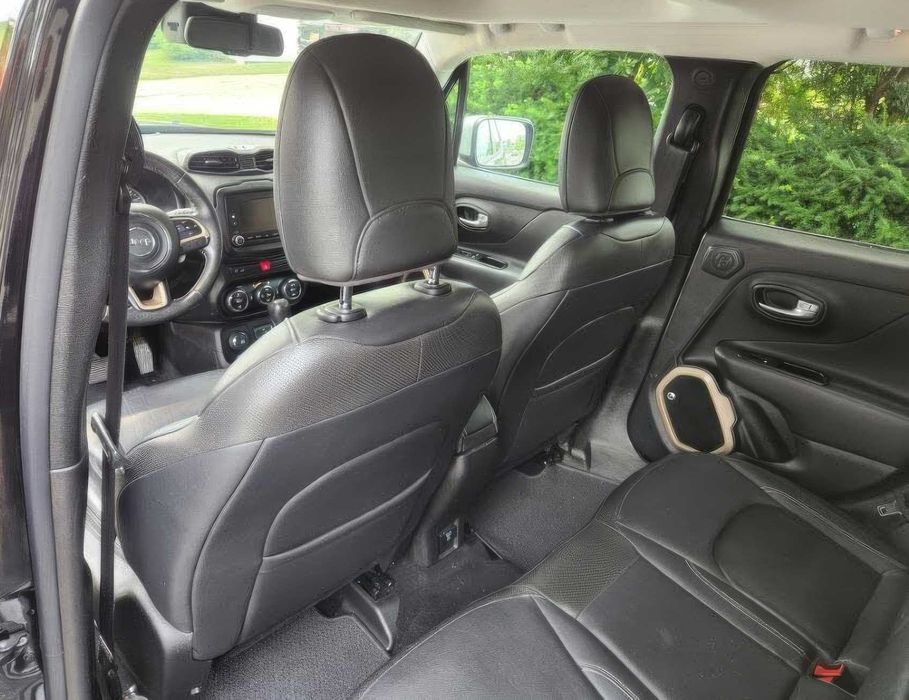 Jeep Renegade Limited      2016