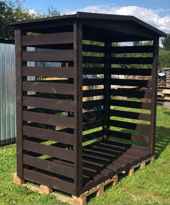 Drewutnia na drewno schowek