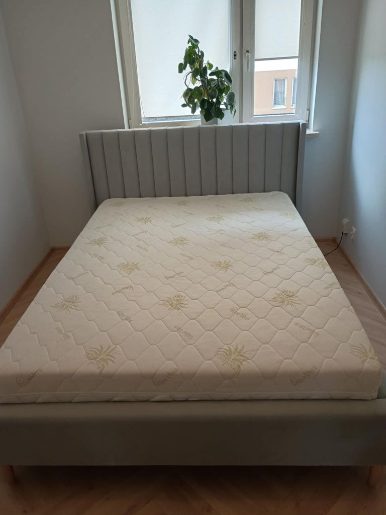 Sprzedam nowe łóżko