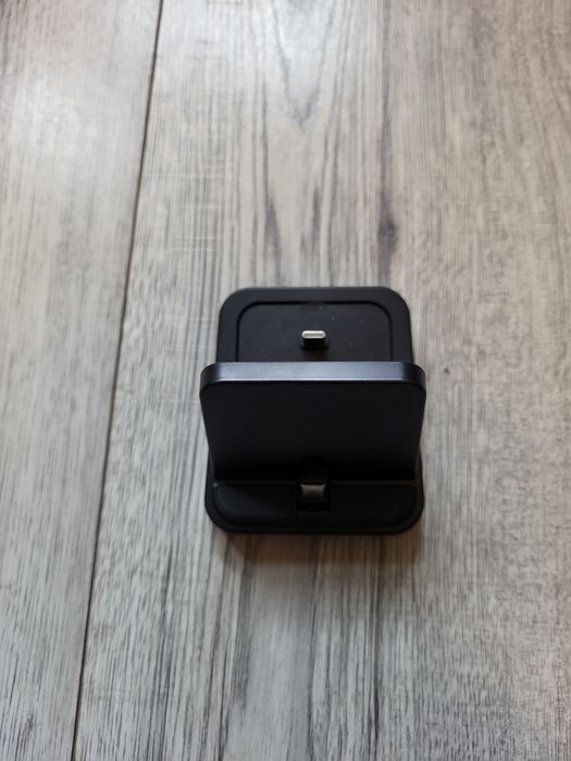 Ładowarka stojak 2 x USB-C na słuchawki tablet telefon