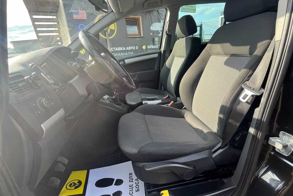Opel Zafira 2010