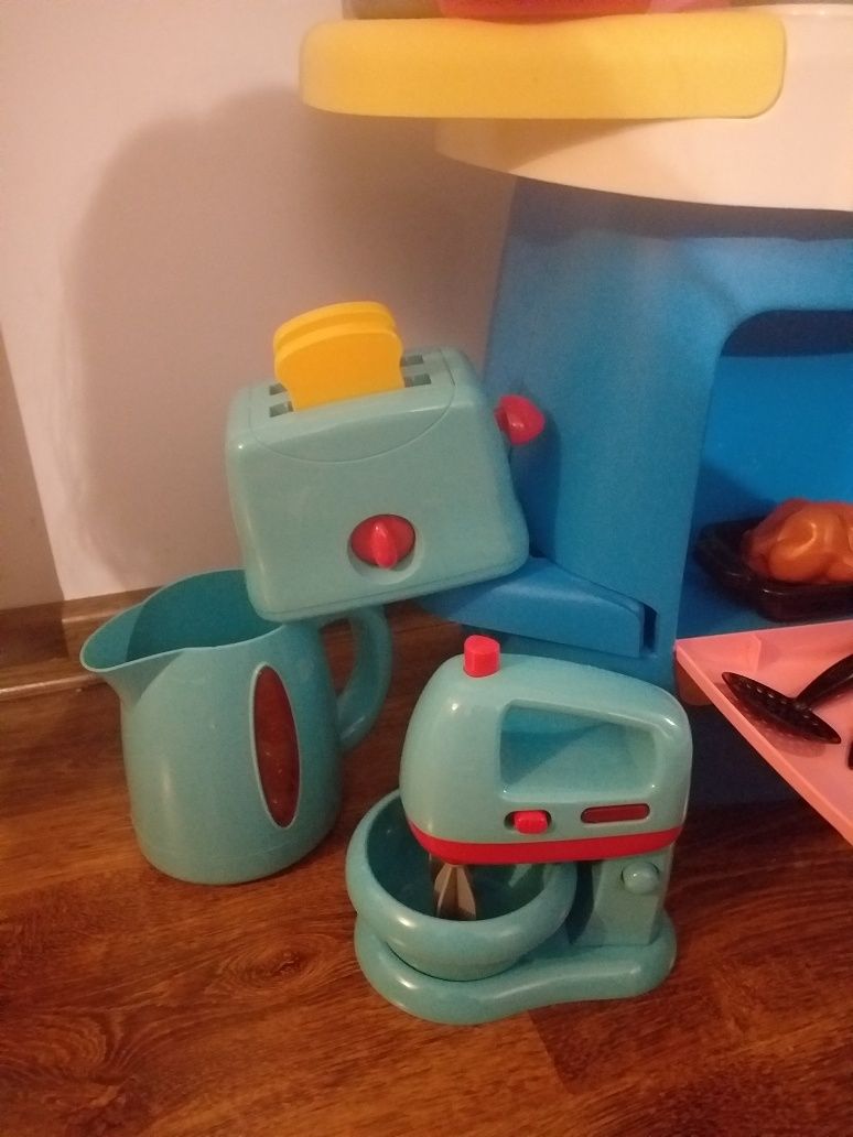 Kuchnia Świnki Peppy od Smoby plus mikser, czajnik, toster zabawkowy