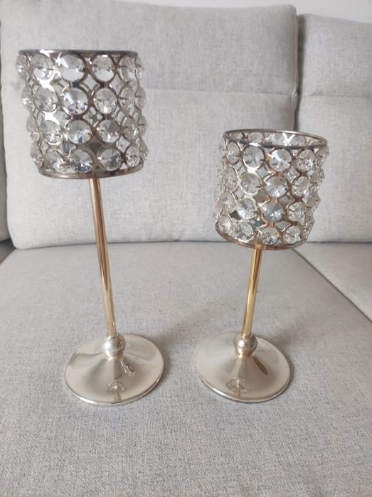 Dois castiçais decorativos 
Zara home, novo .