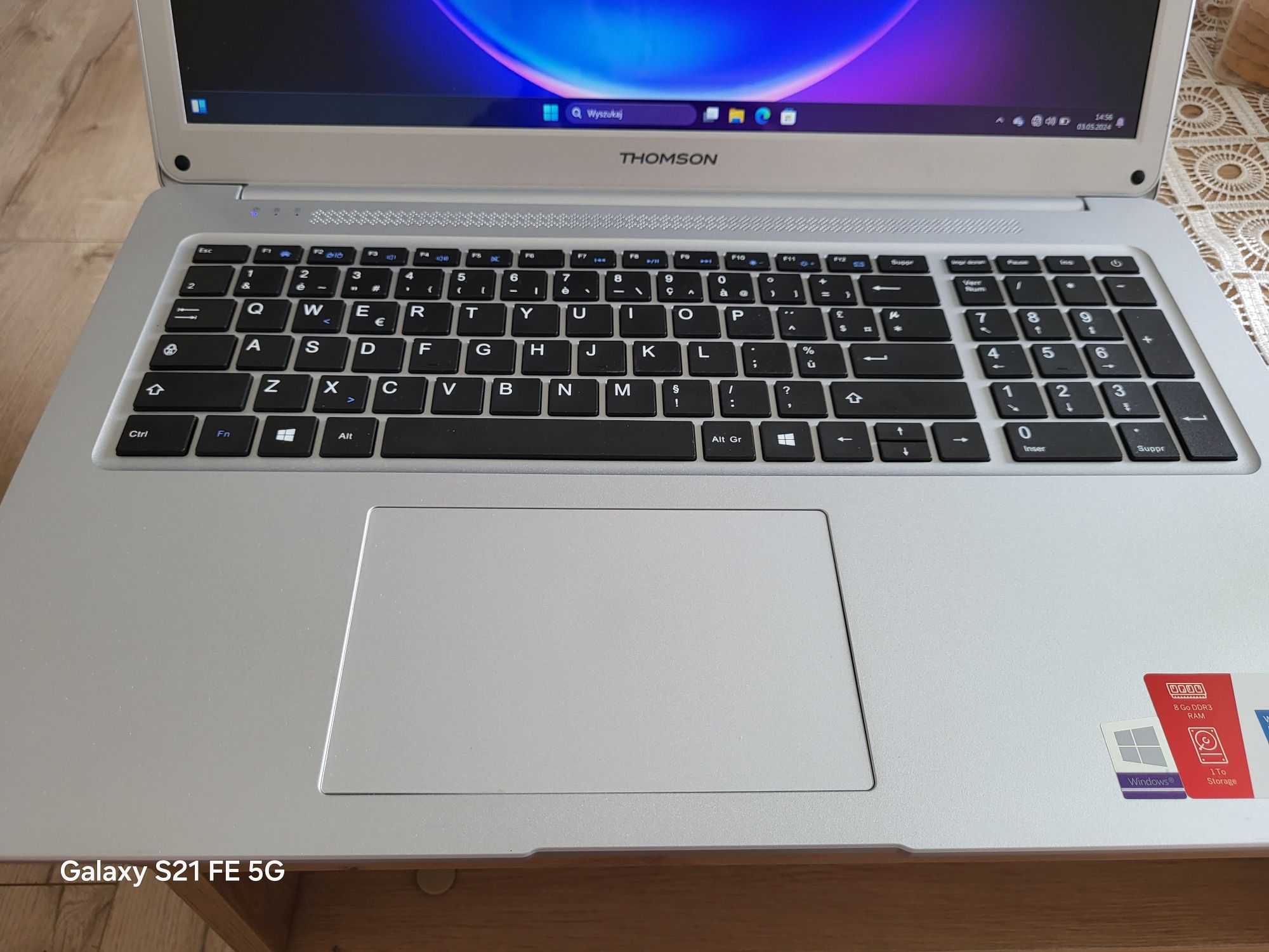 Laptop Thomson neo 17