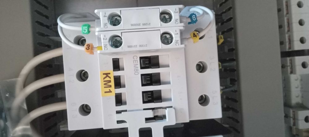 шафа НОВА (щит) автоматичного введення резерву 80А