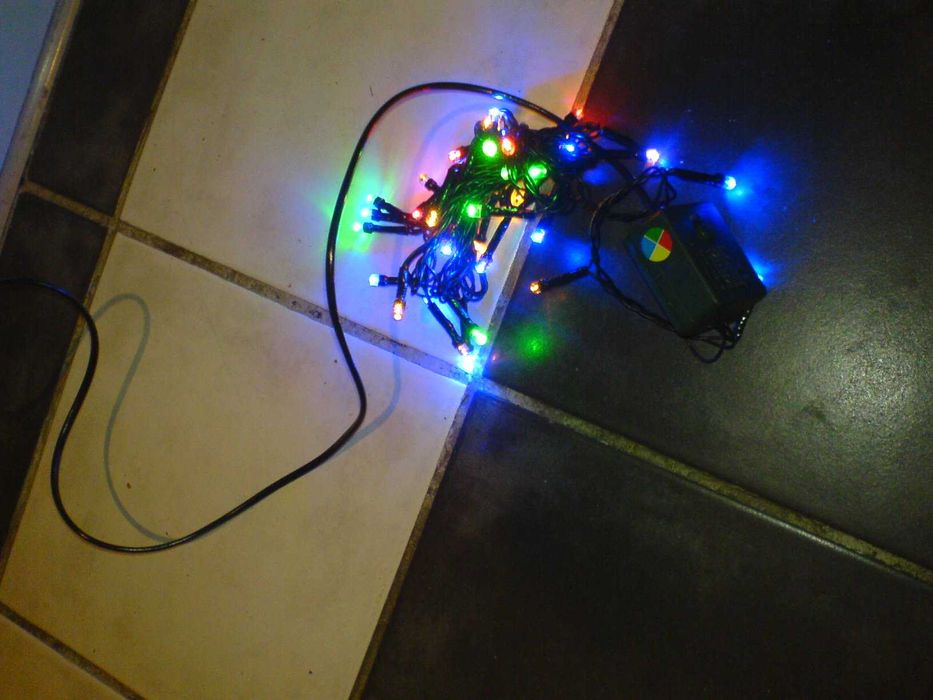 GIRLANDA świetlna LAMPKI CHOINKOWE SKLEPOWE 230V Sterownik zmian migań