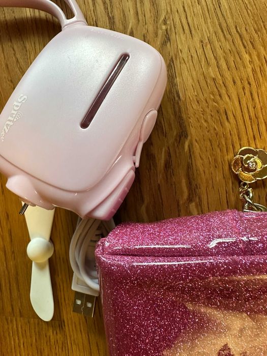 Mini wiatrak wiatraczek przenośny mobilny kieszonkowy ręczny USB